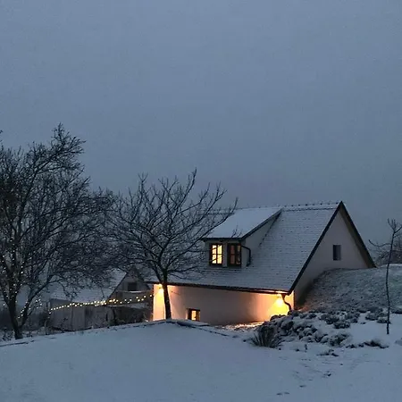 Nagykulcsos Nyulontul Holiday home Mencshely