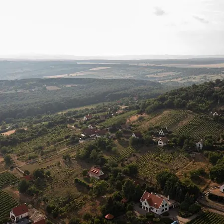 Casa de Férias Nagykulcsos Nyulontul *